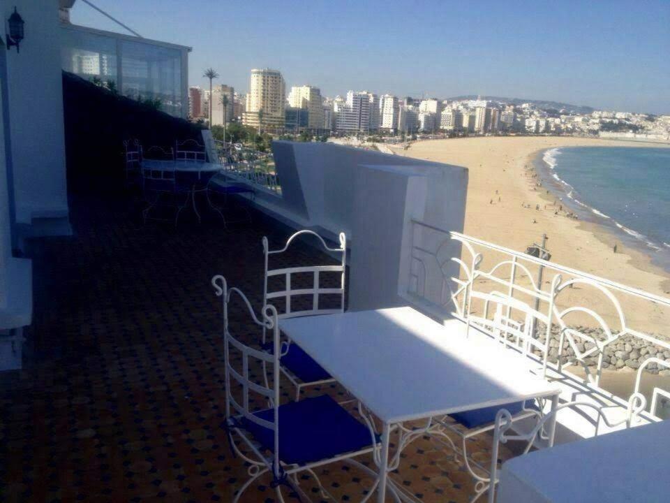 Sylvia Beach Tangier Bagian luar foto